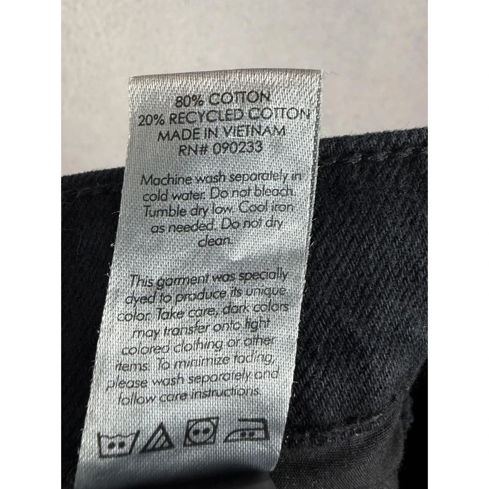 PacSun 27 design